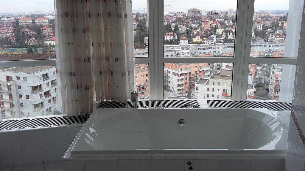 Penthouses Vinice Apartament Praga Zewnętrze zdjęcie