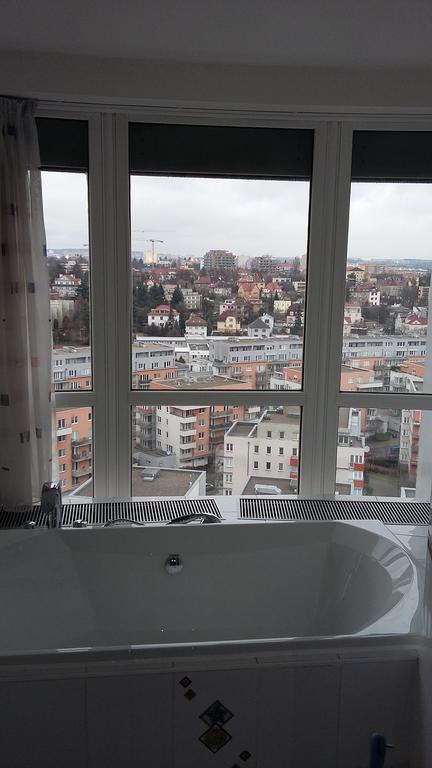 Penthouses Vinice Apartament Praga Zewnętrze zdjęcie